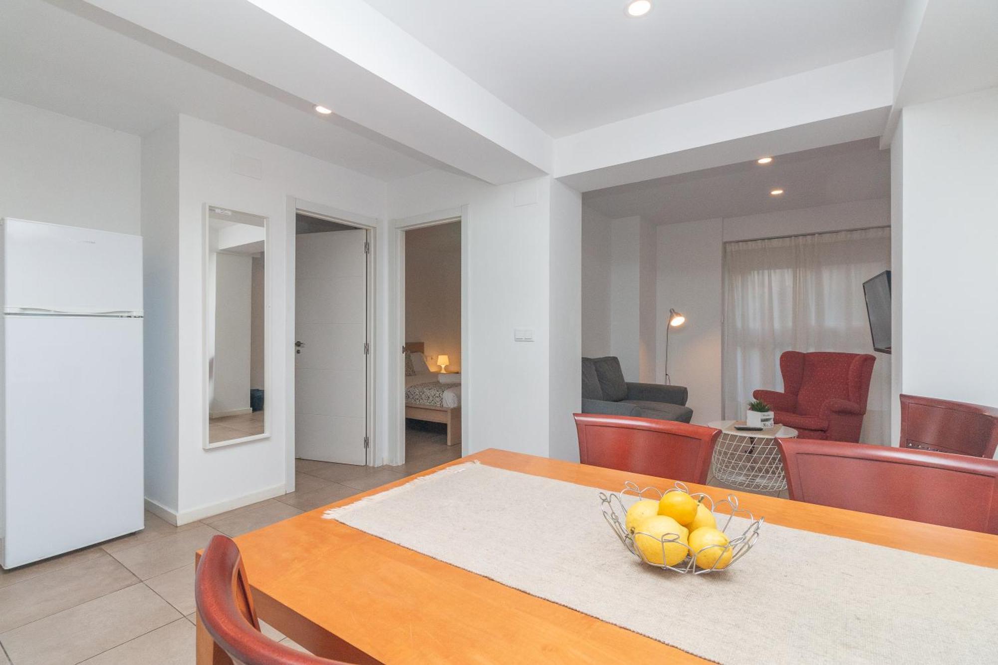 Bet Apartments - Abastos Валенсия Экстерьер фото