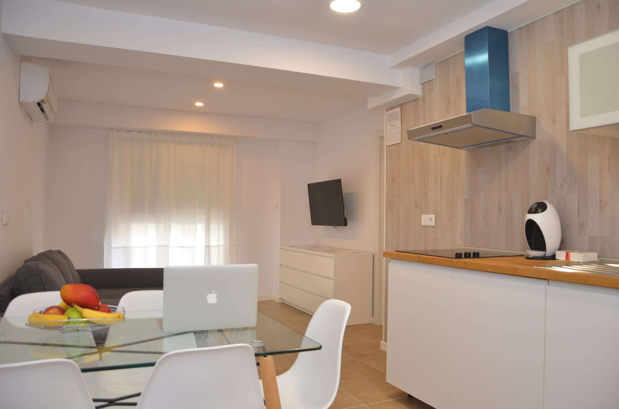 Bet Apartments - Abastos Валенсия Экстерьер фото